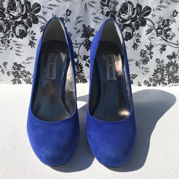 Steve Madden Trinitie Blue Suede Pumps - Picture 2 of 10